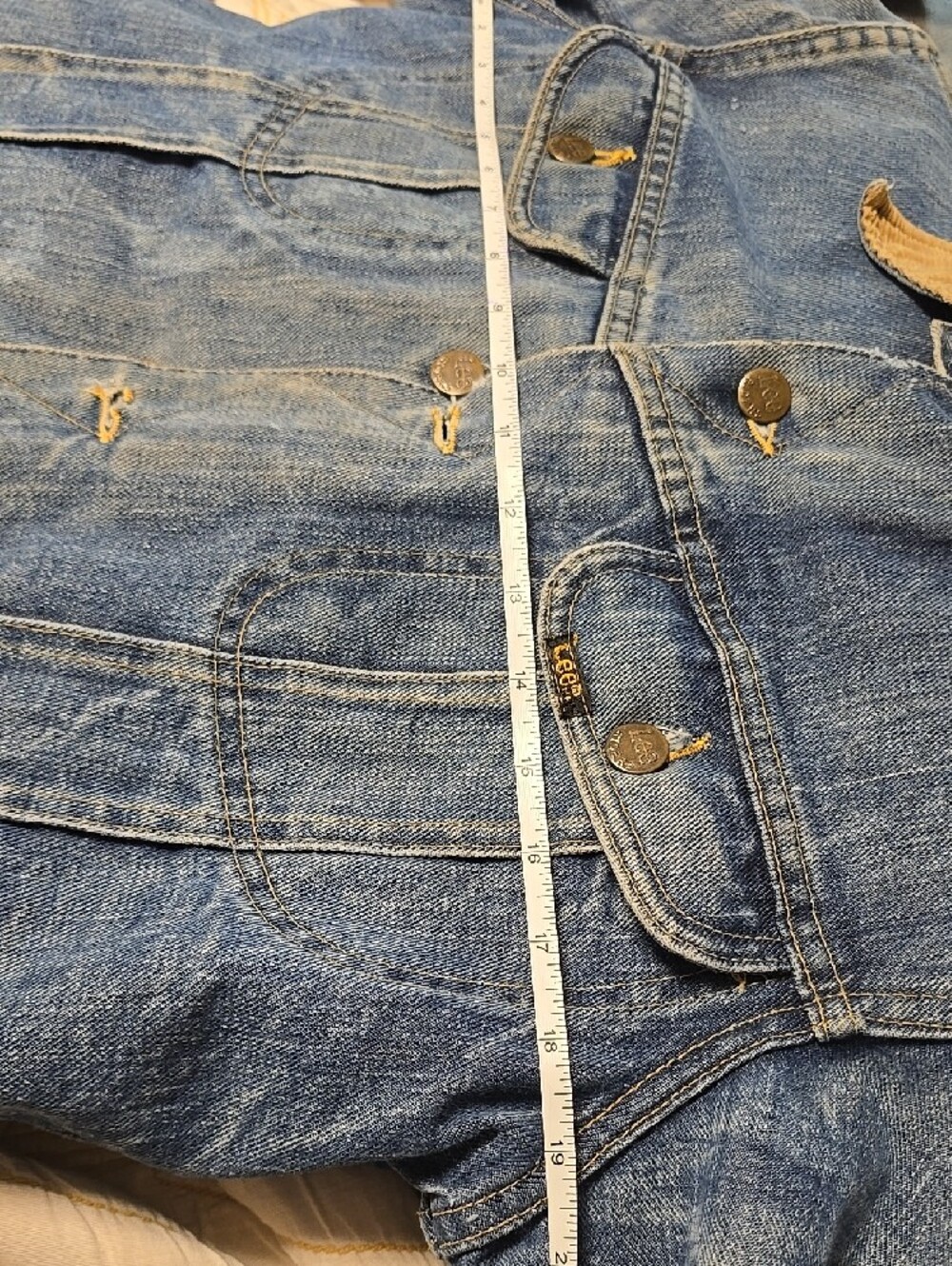 Lee Storm Rider Denim Jacket with Tan Corduroy Collar (1980-1985) - Picture 11 of 12